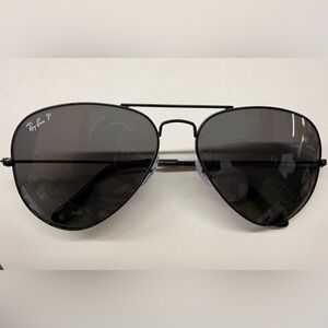 Ray-Ban Classic Black Aviator Sunglasses Polarized